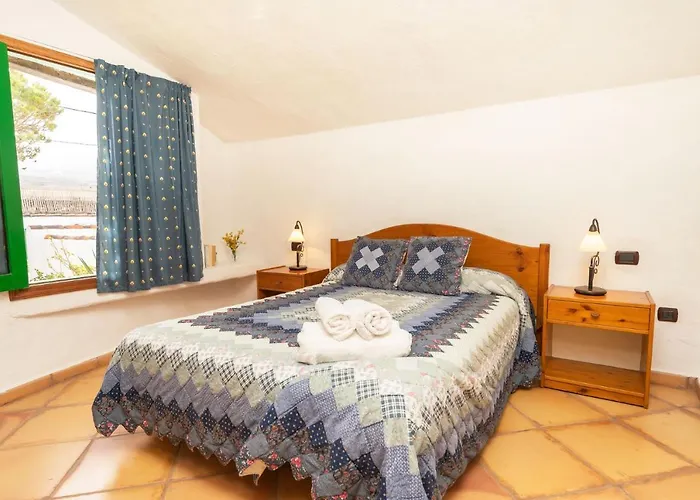 坎普拉尼娅卡萨乡村酒店 格拉纳迪利亚-德阿沃纳